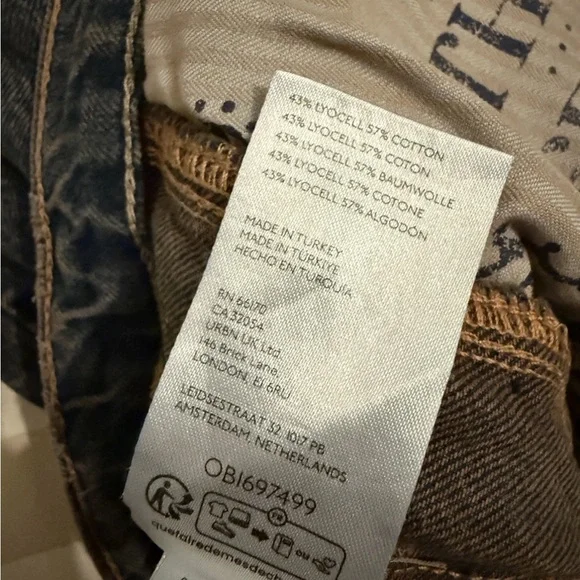 We The Free Indigo Lucky You Barrel Jeans - Picture 9 of 10